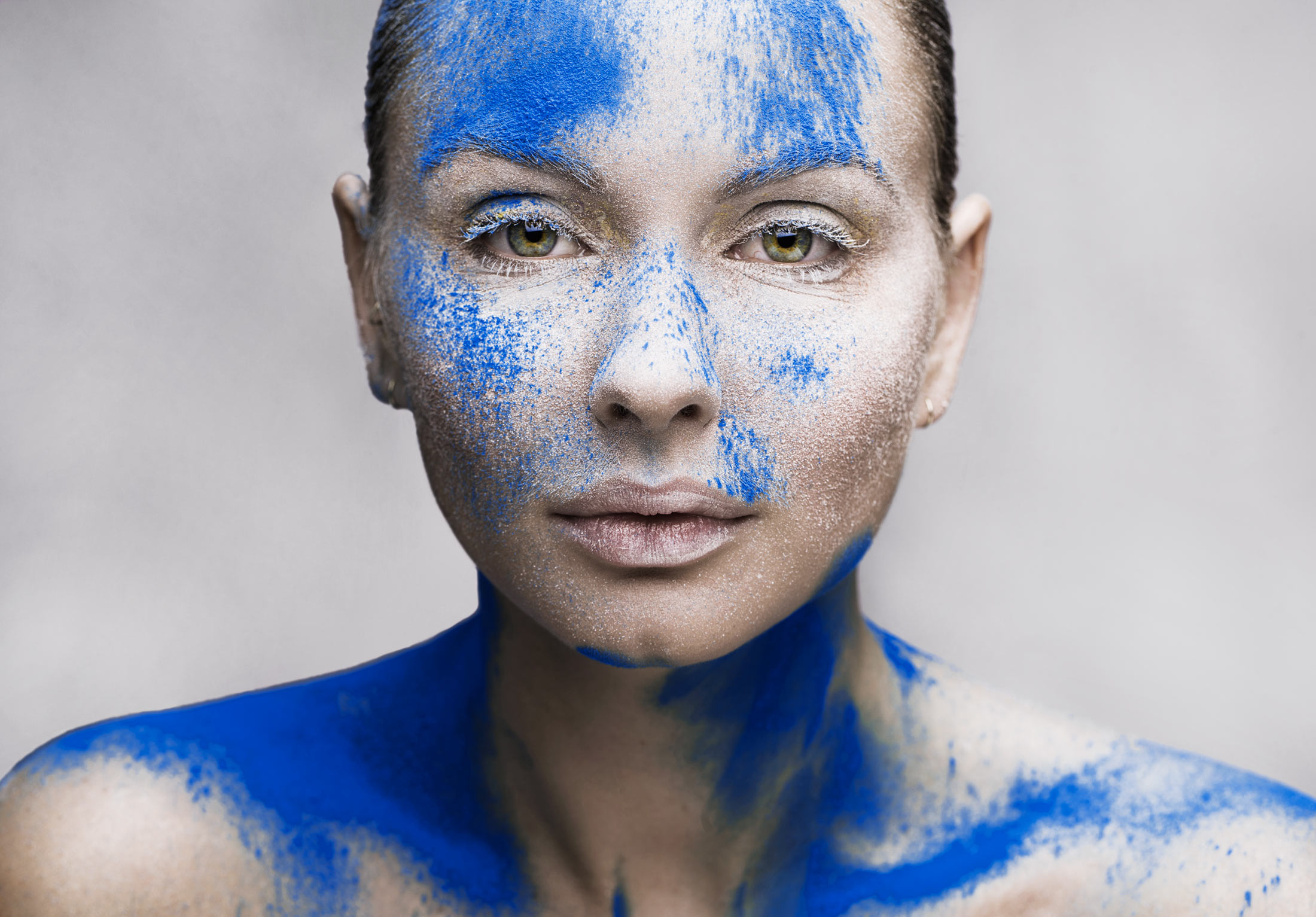 Chad_Riley_Beauty_Blue_Paint