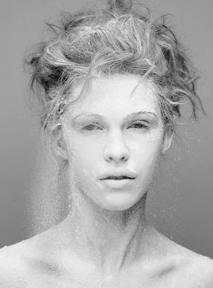beauty_powder_portrait_chad_Riley_nude_Yulia
